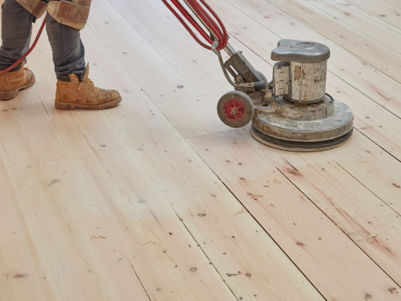 sanding-refinishing-hardwood-800x600